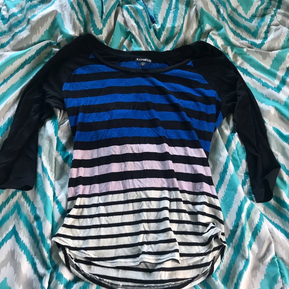 Express 3/4 length shirt. Super soft❤️